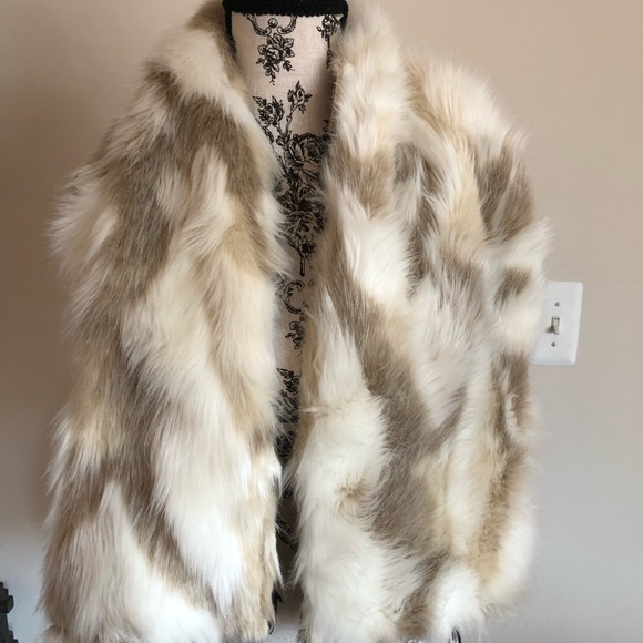 Accessories - Fox Faux Fur Scarf #37